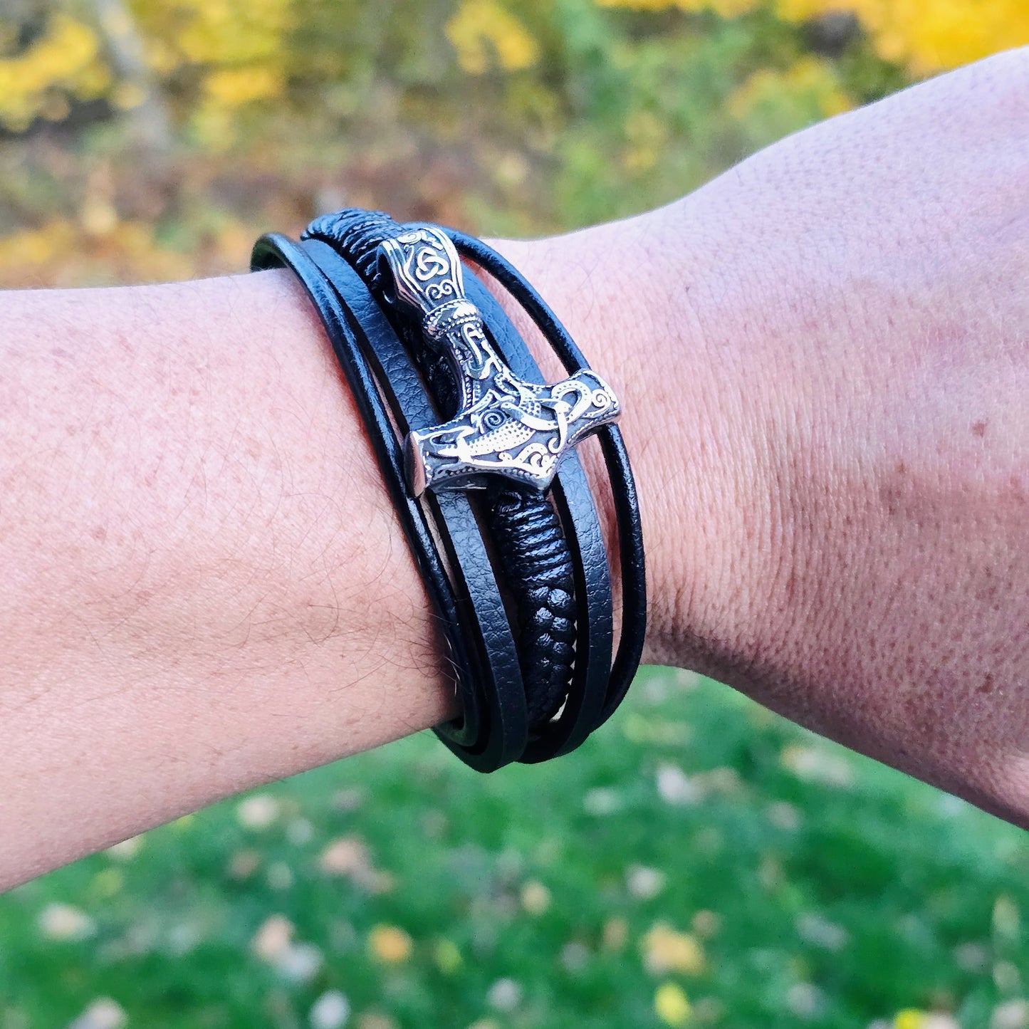 Armband Läder Mjönir Fimm