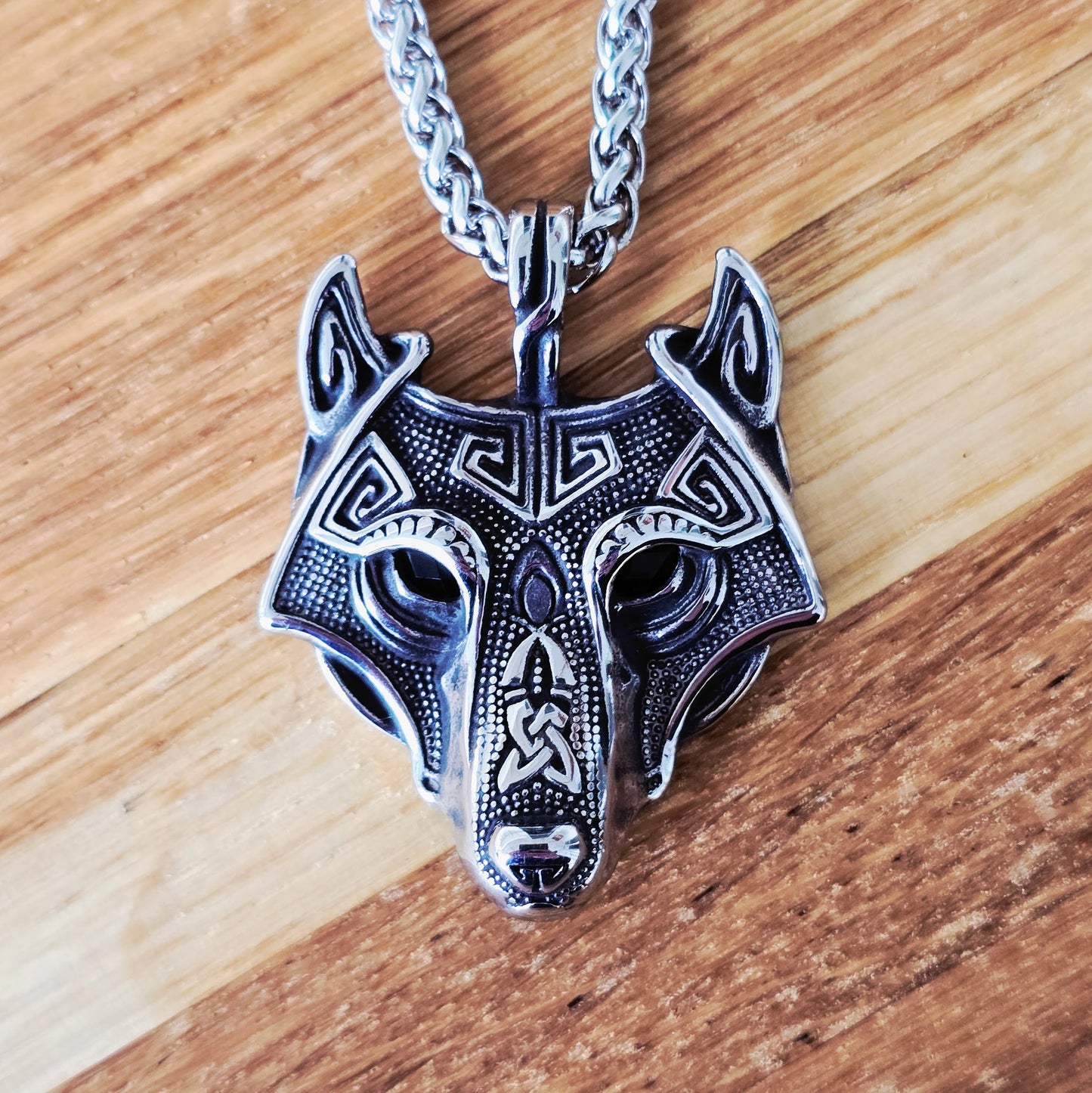 Wolf Necklace Freki Legacy - Silver