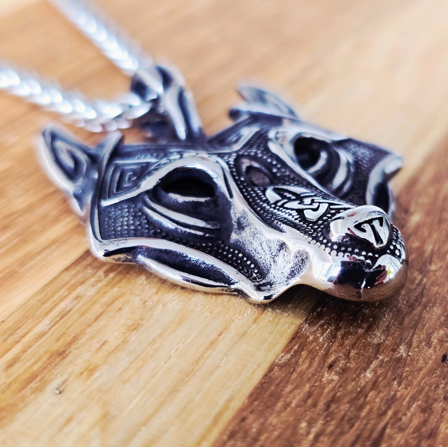 Wolf Necklace Freki Legacy - Silver