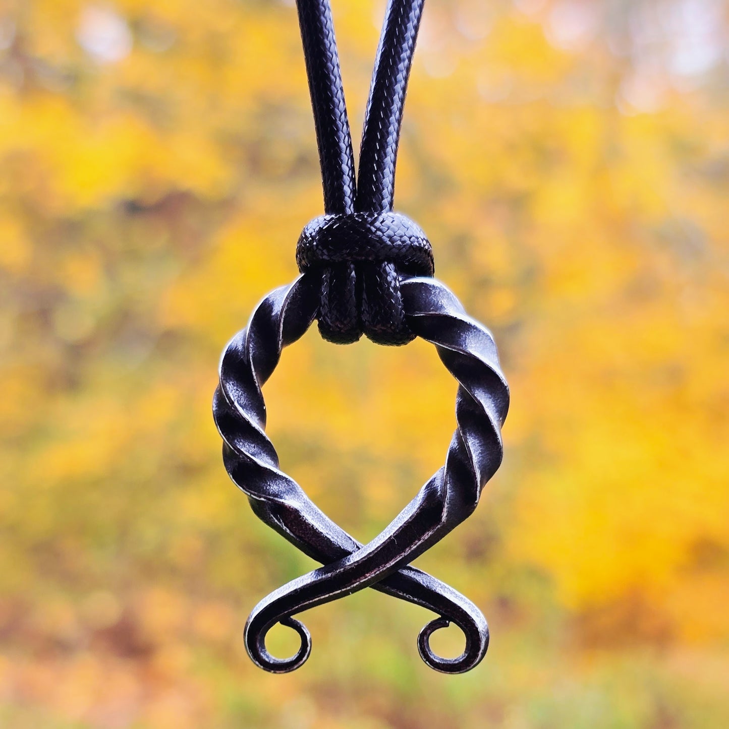 Halsband Norse Trollkors Amulet