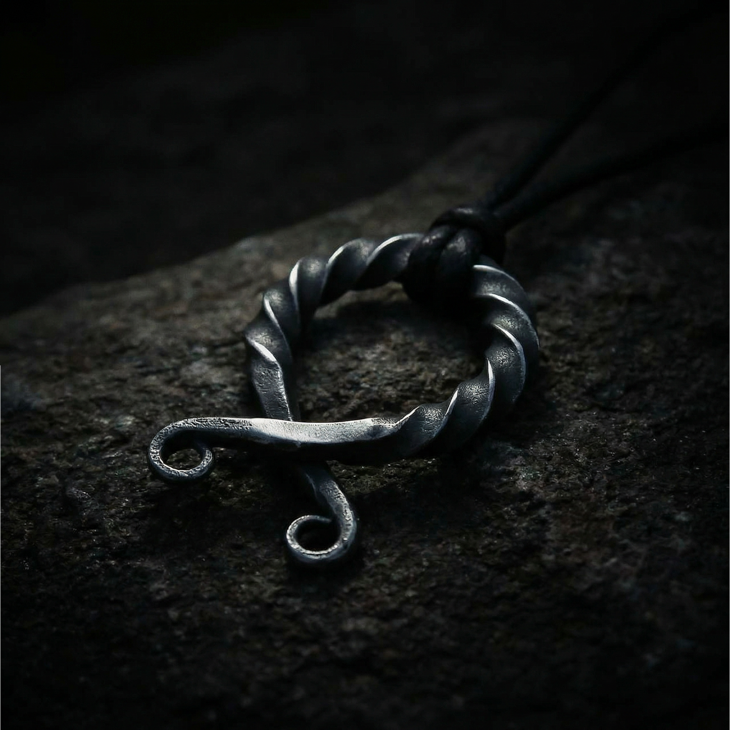 Halsband Norse Trollkors Amulet