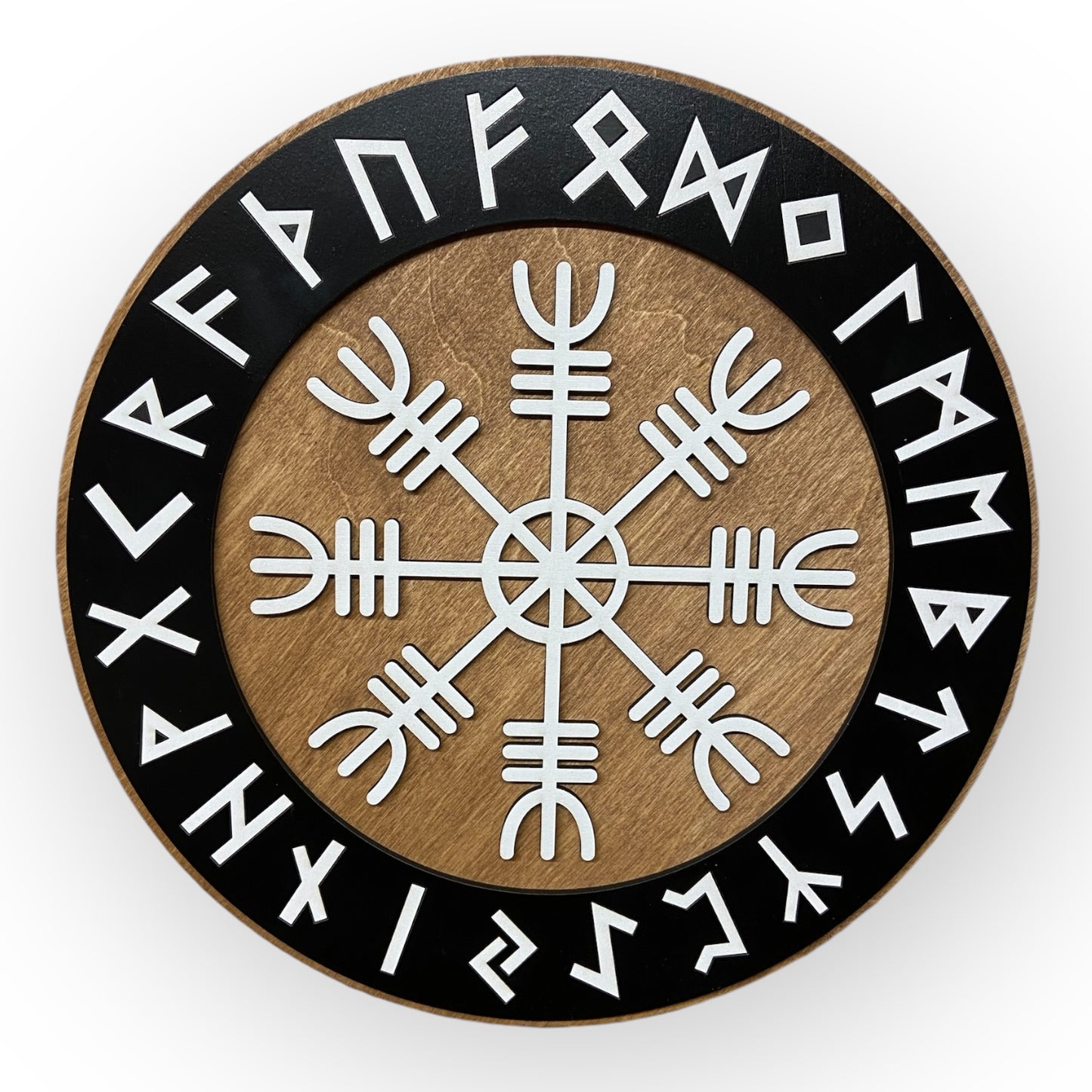 Nordisk sköld med runring och vegvisir