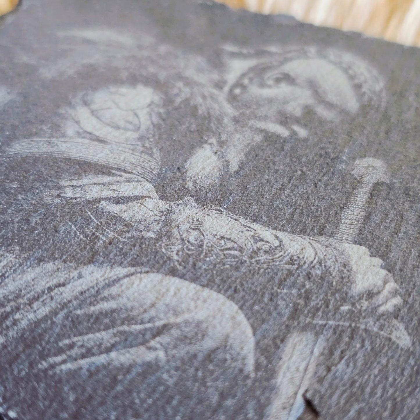 Skifferunderlägg 10x10cm – Viking 2