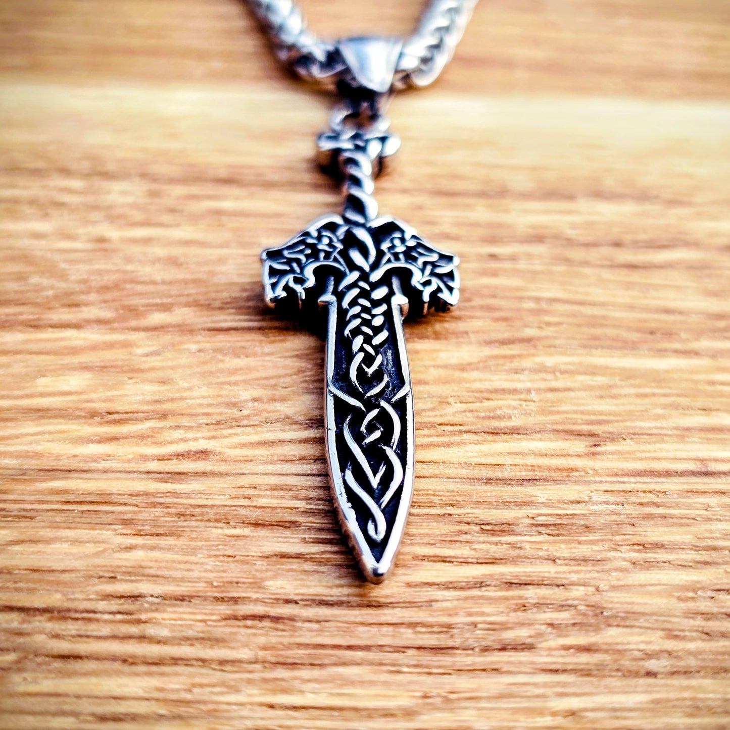 Necklace Dagger of Fate